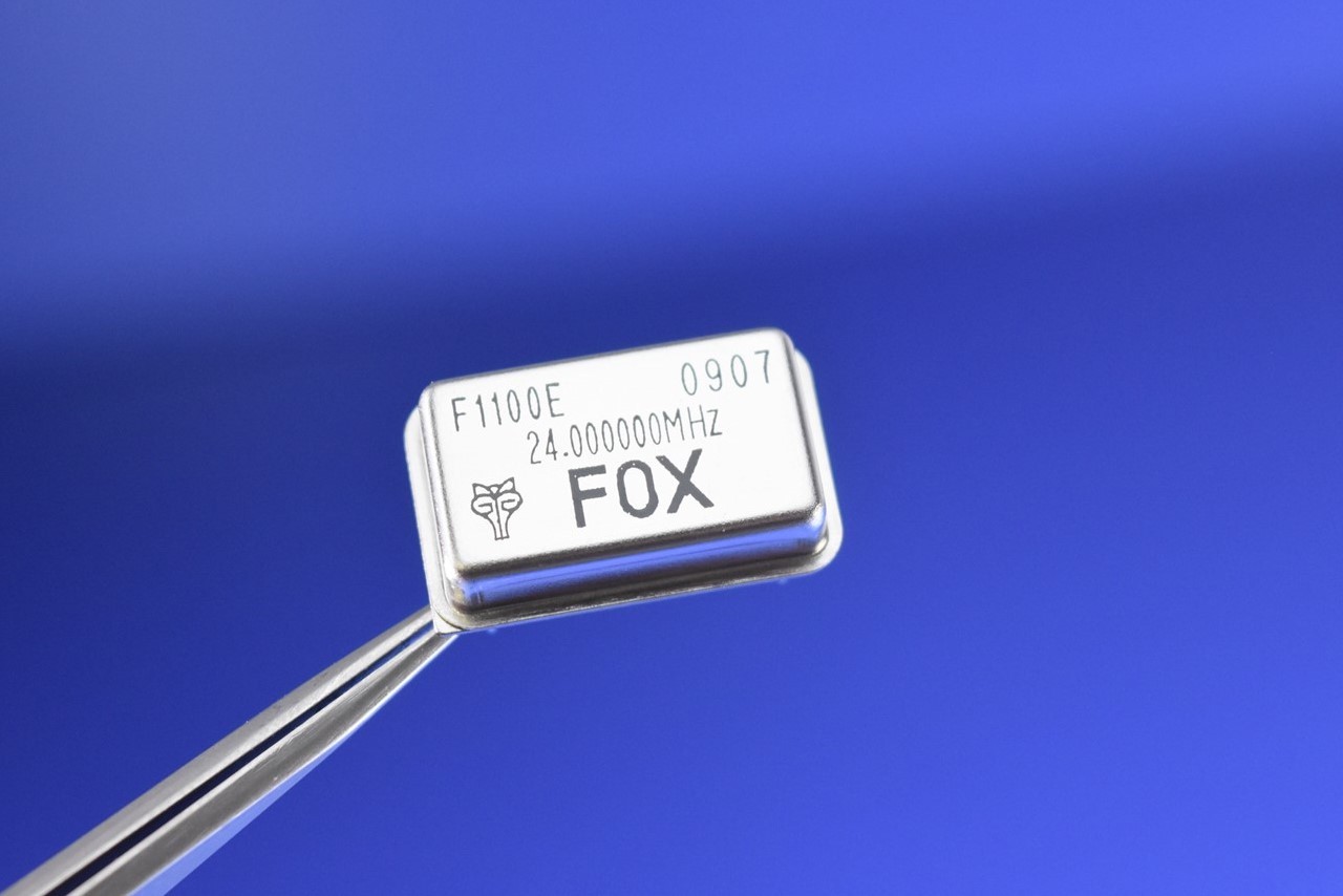 25 Fox TTl 5.0V Oscillator 24.000 MHz 14-Pin DIP F1100ELF 049LF-24-3