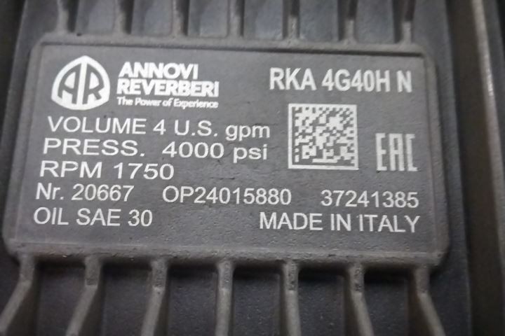 A.R. North America RKA4G40HN-PKG 4000 PSI 4 GPM 1750 RPM Triplex Plunger Pump