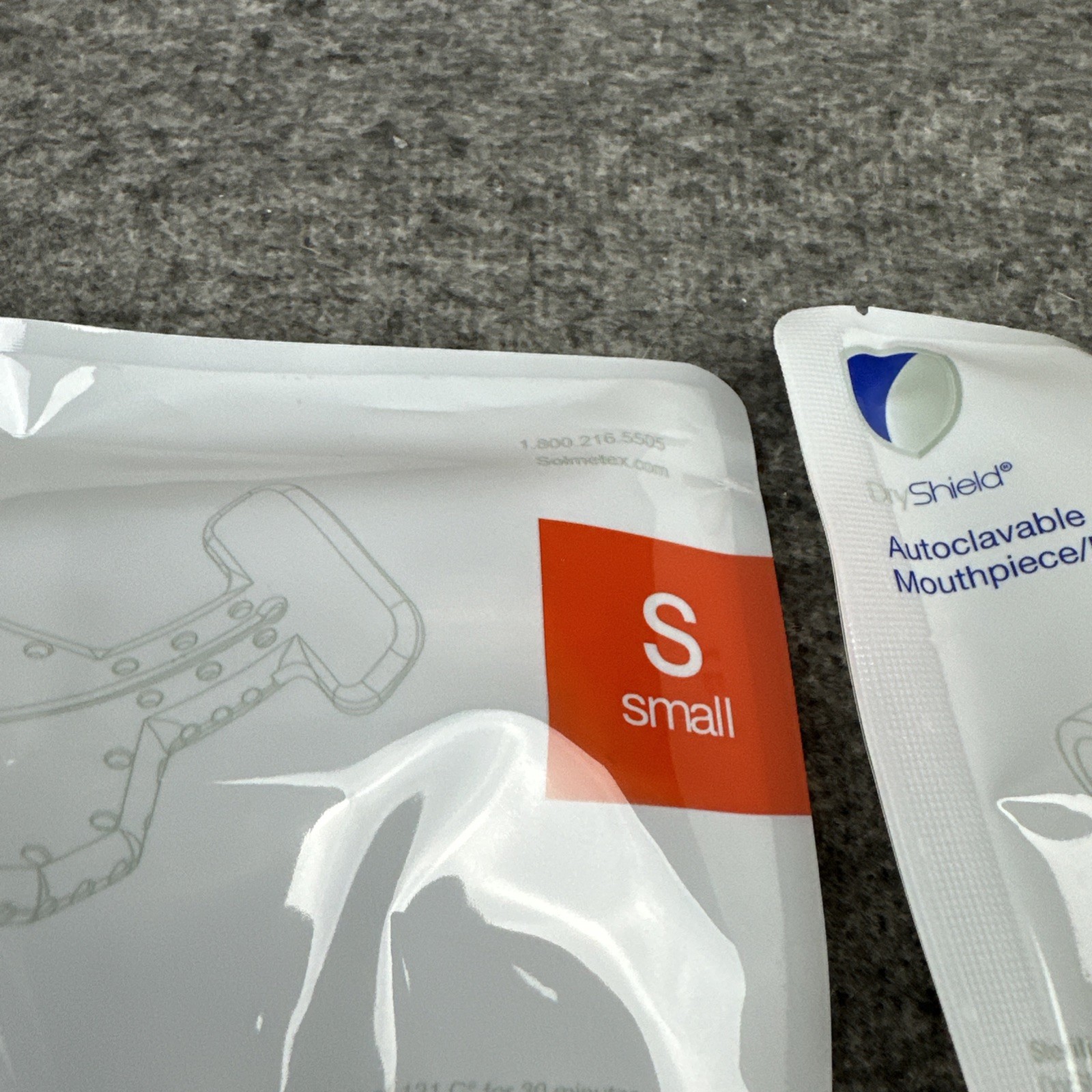 4 Pack Solmetex DS-MPS-003 DryShield Dental Mouthpiece Autoclavable SMALL