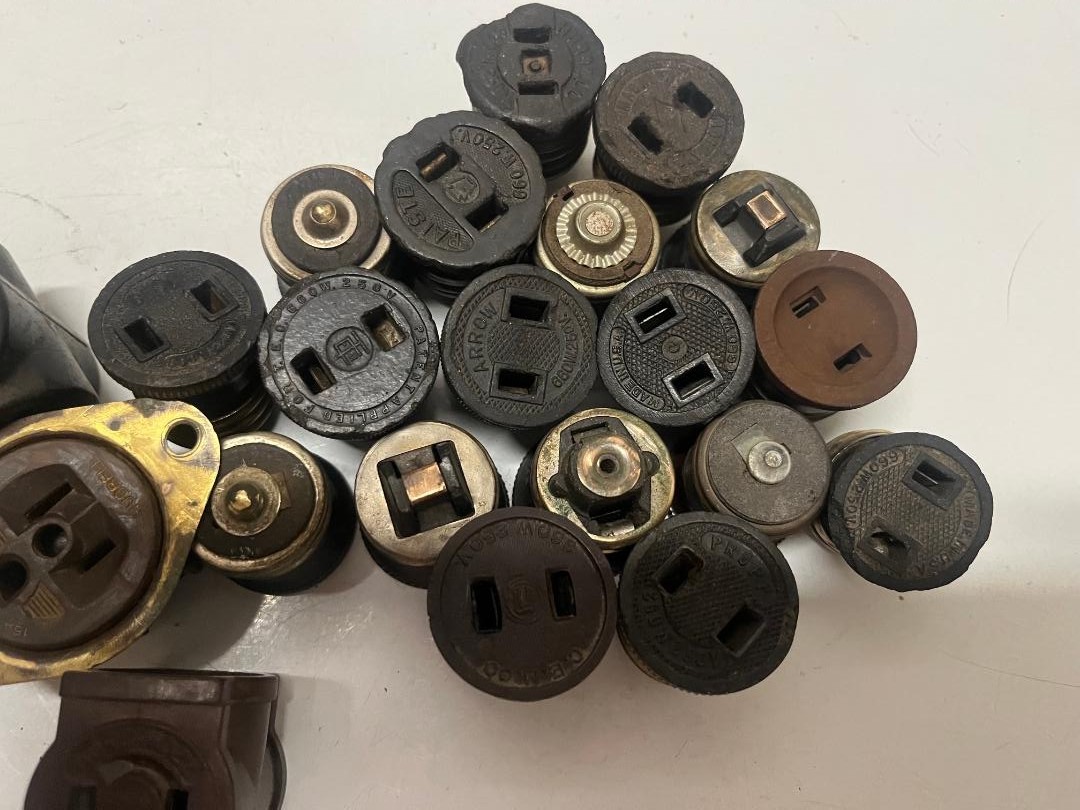 Lot of 29 Vintage Bakelite Electrical Screw in Plug Adapters