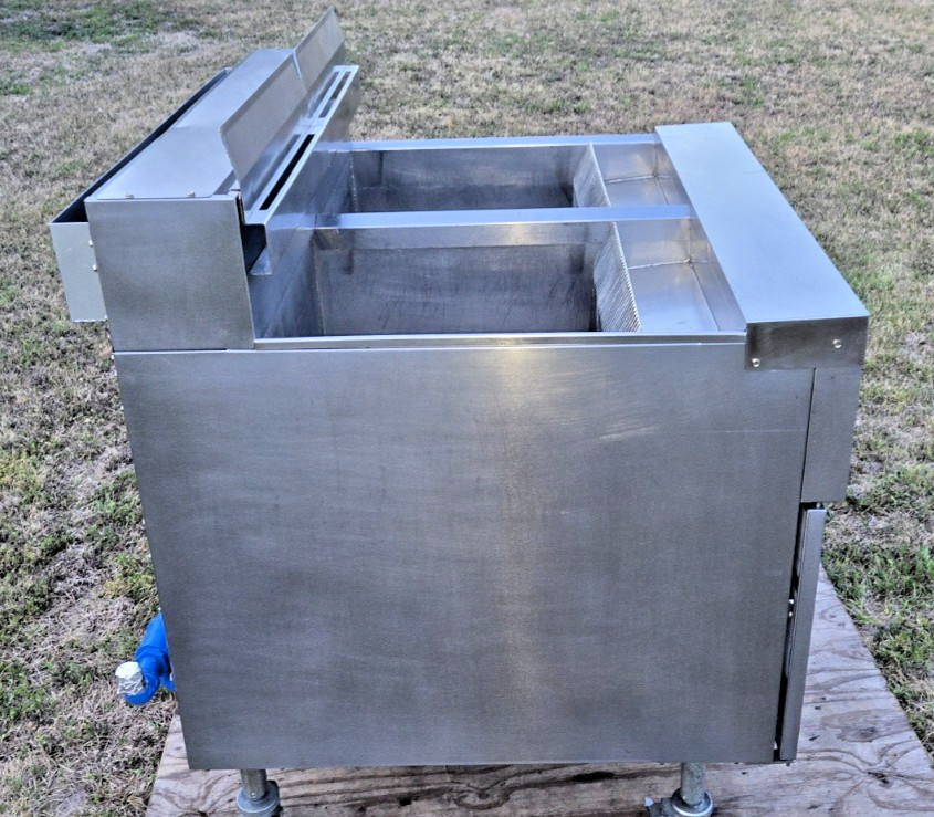 Frymaster Double Fryer Model#: FPLHD265GNC, Natural Gas, Filtration! Xtra Clean!