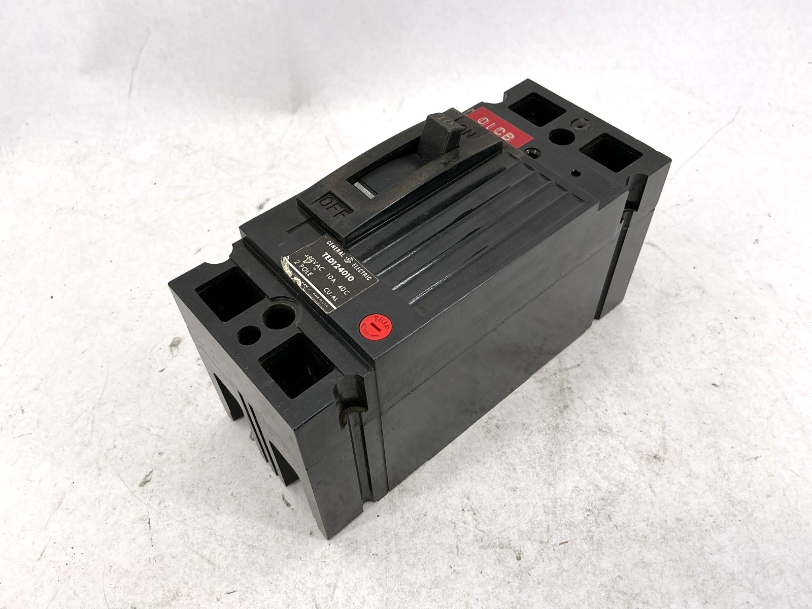GE General Electric TED124010 Circuit Breaker 2-Pole 10A 480VAC