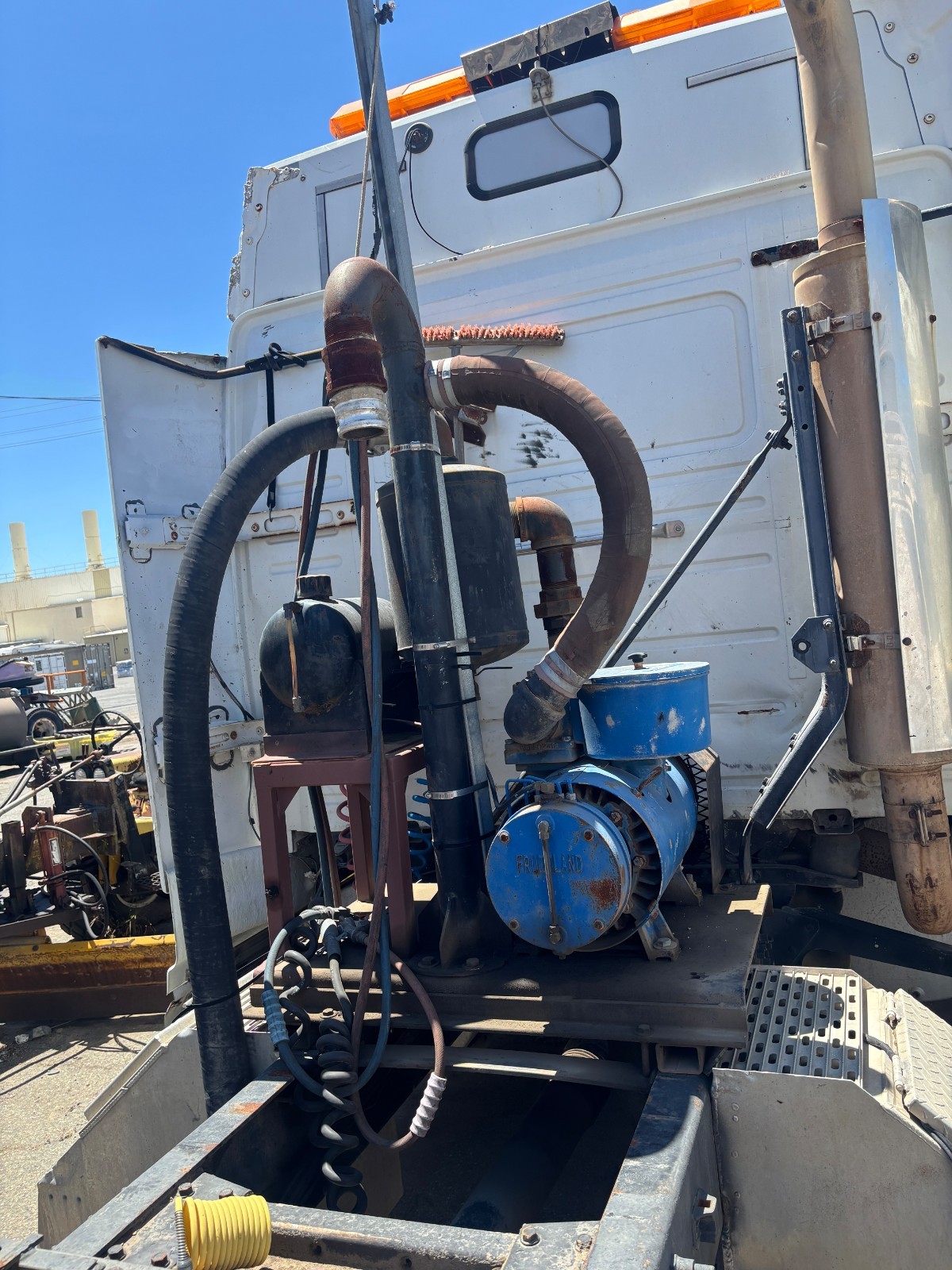 Fruitland Manufacturing RCF500 Vacuum Pump, Counter Clockwise Rotation Top valve