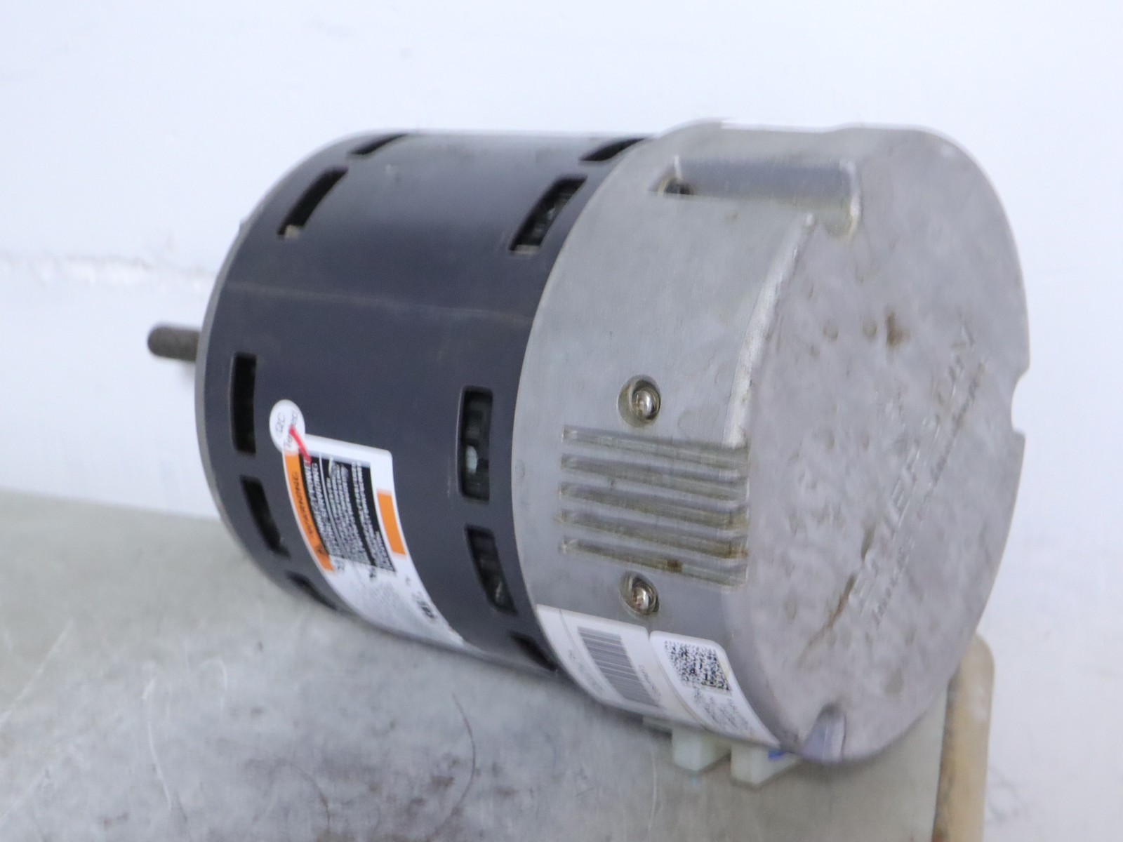 EMERSON ECM M055PWCSW-0283 V175 ULTRATECH Blower Motor 3/4HP 120-240V 1250RPM