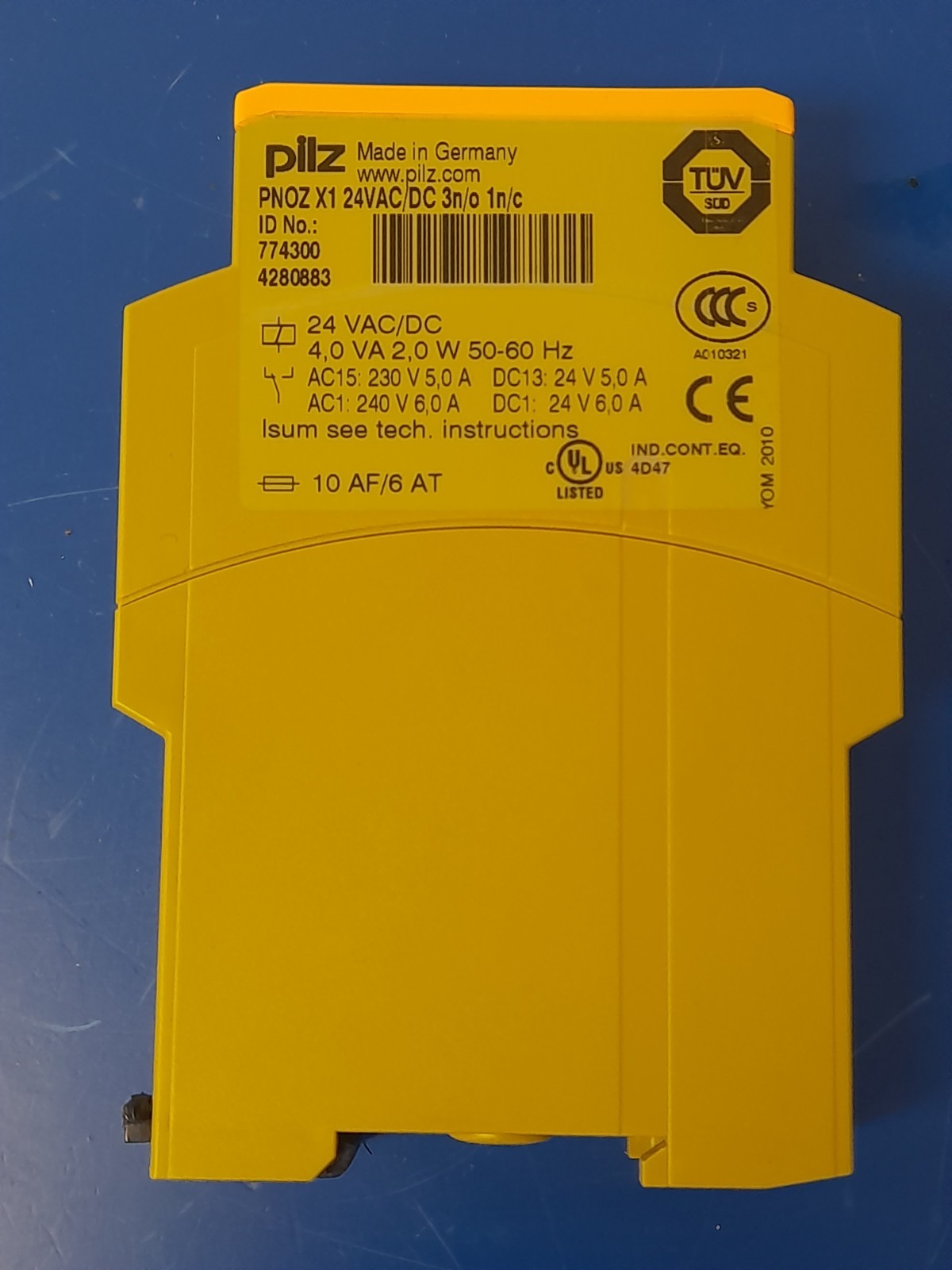 PILZ 774300 PNOZ X1 24VAC/DC 3n/o 1n/c