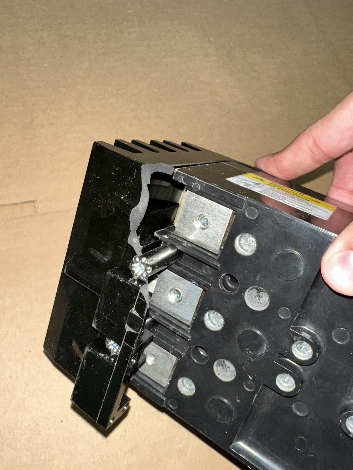 Square D QDA32100 I-Line Plug On 100A, 3Pole Circuit Breaker Broken/Chiped Crown