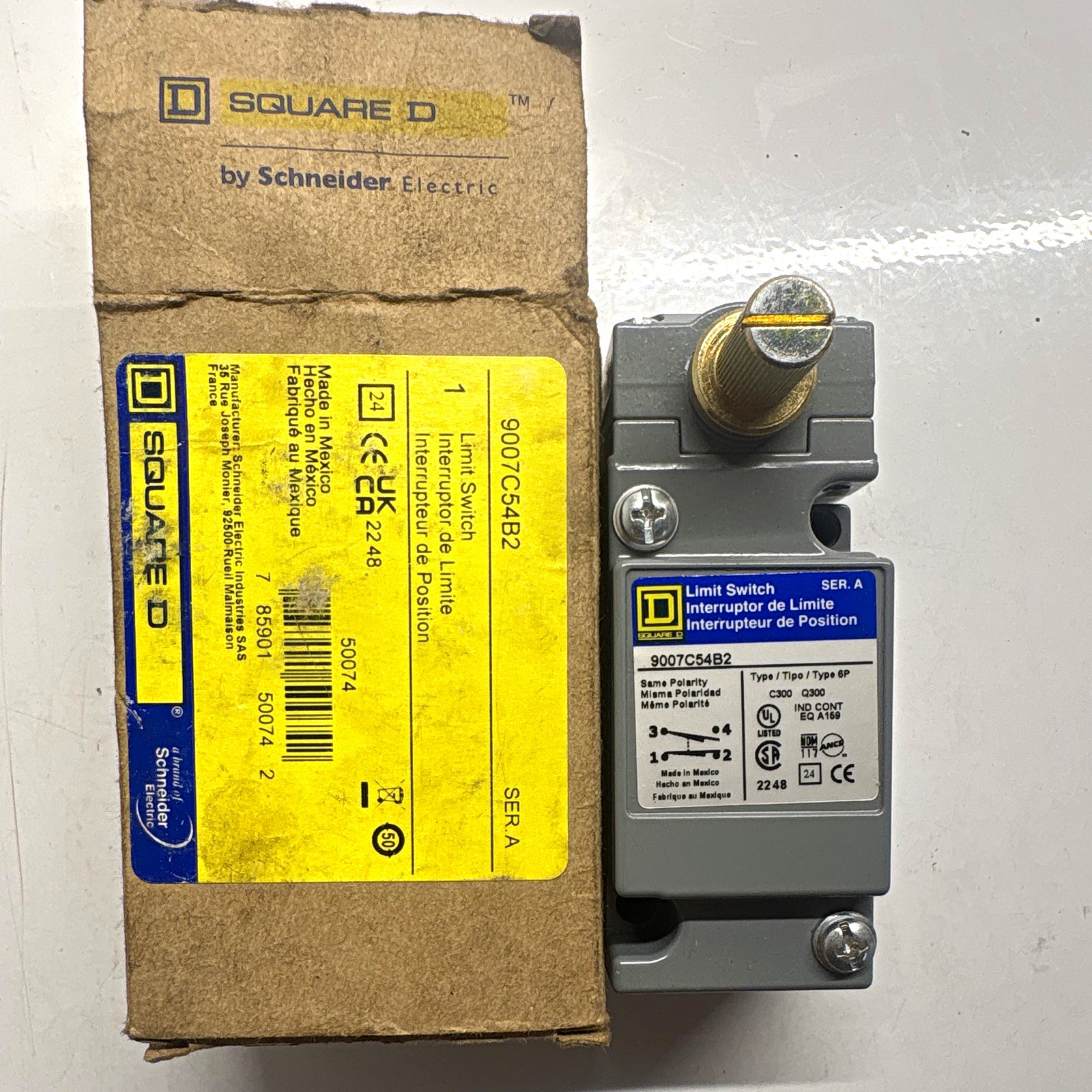 Square D Limit Switch 9007C54B2 Ser. A Metal Gray Industrial