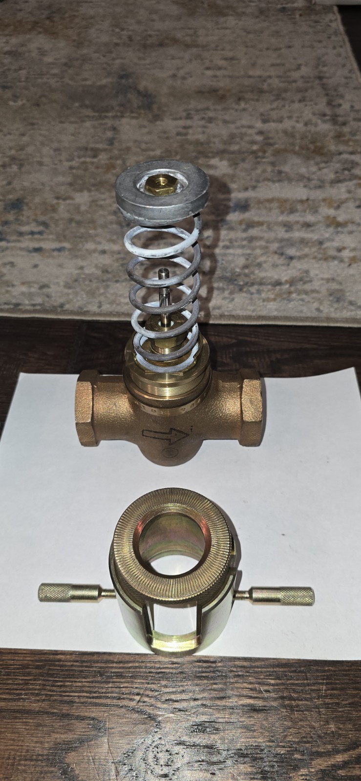 Johnson Controls JC 5389 Valve Spring Compression Tool for V-3000 Valves