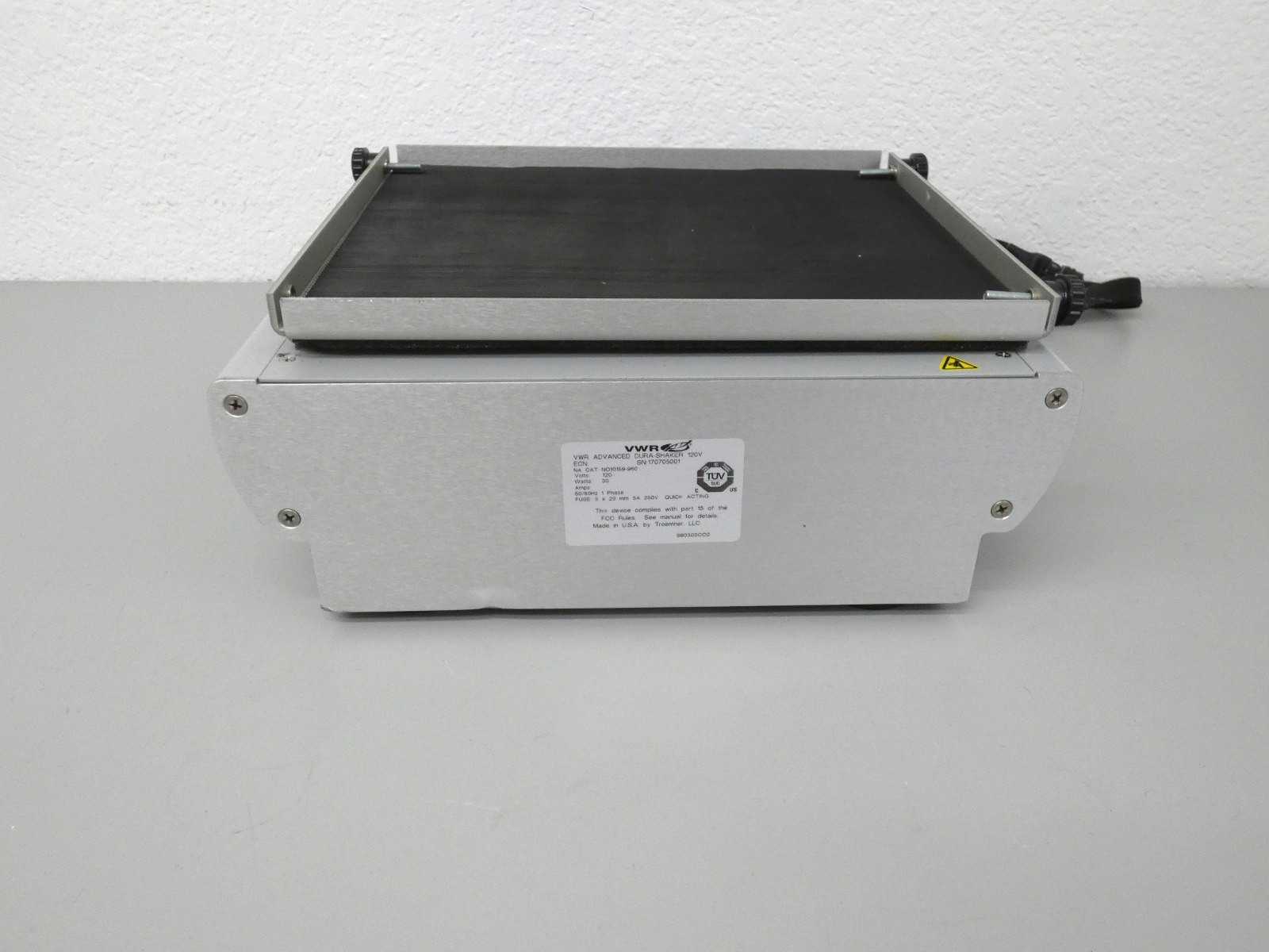 VWR Dura-Shaker For Extreme Environments, CO2-, Humidity-Resistant, 120V