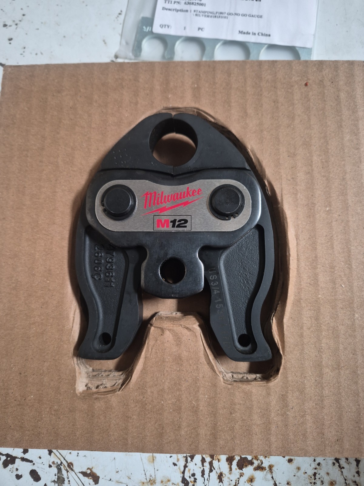 Milwaukee M12 Force Logic Copper Press Jaw 49-16-2453C. Box Damage