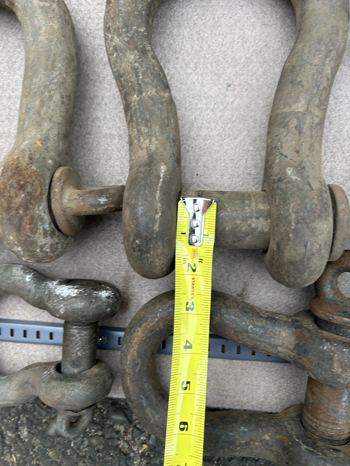 Assorted Large And Heavy Duty Shackles Two Crosby’s And Two Pairings