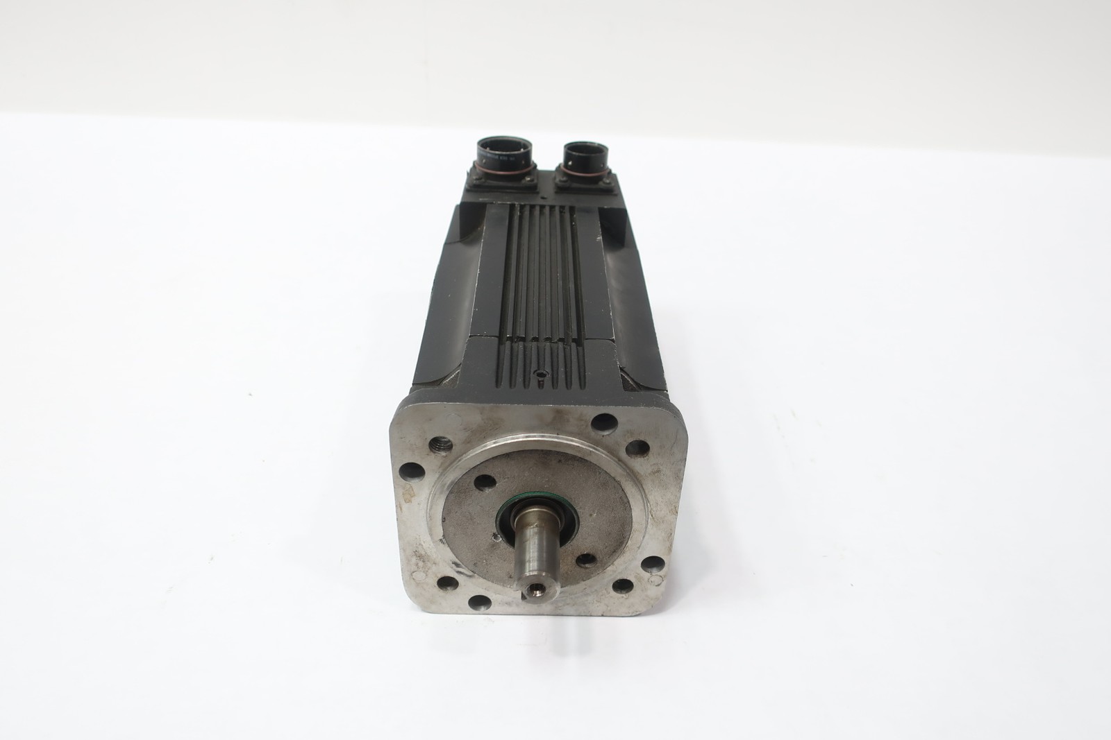 Allen Bradley 1326AB-B410G-21-K4 Servo Motor 1kw 5000rpm 2.72nm 460v-ac 3ph