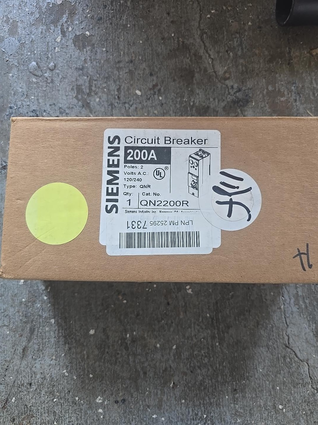 Siemens QN2200R 200 Amp Main Circuit Breaker