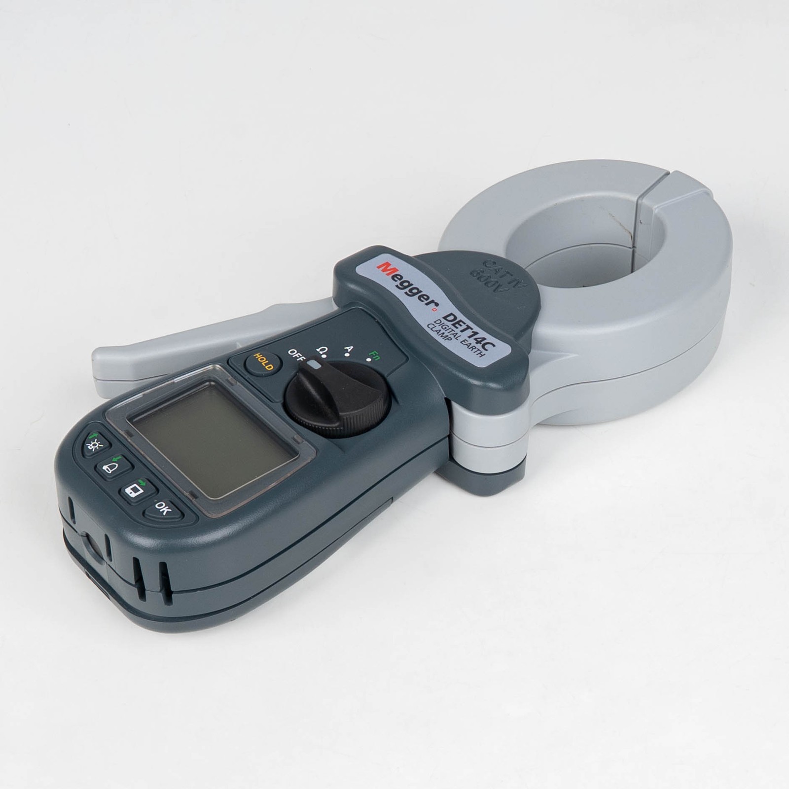 Megger DET14C Digital Earth Clamp-On Ground Resistance Meter 50mΩ to 1500Ω