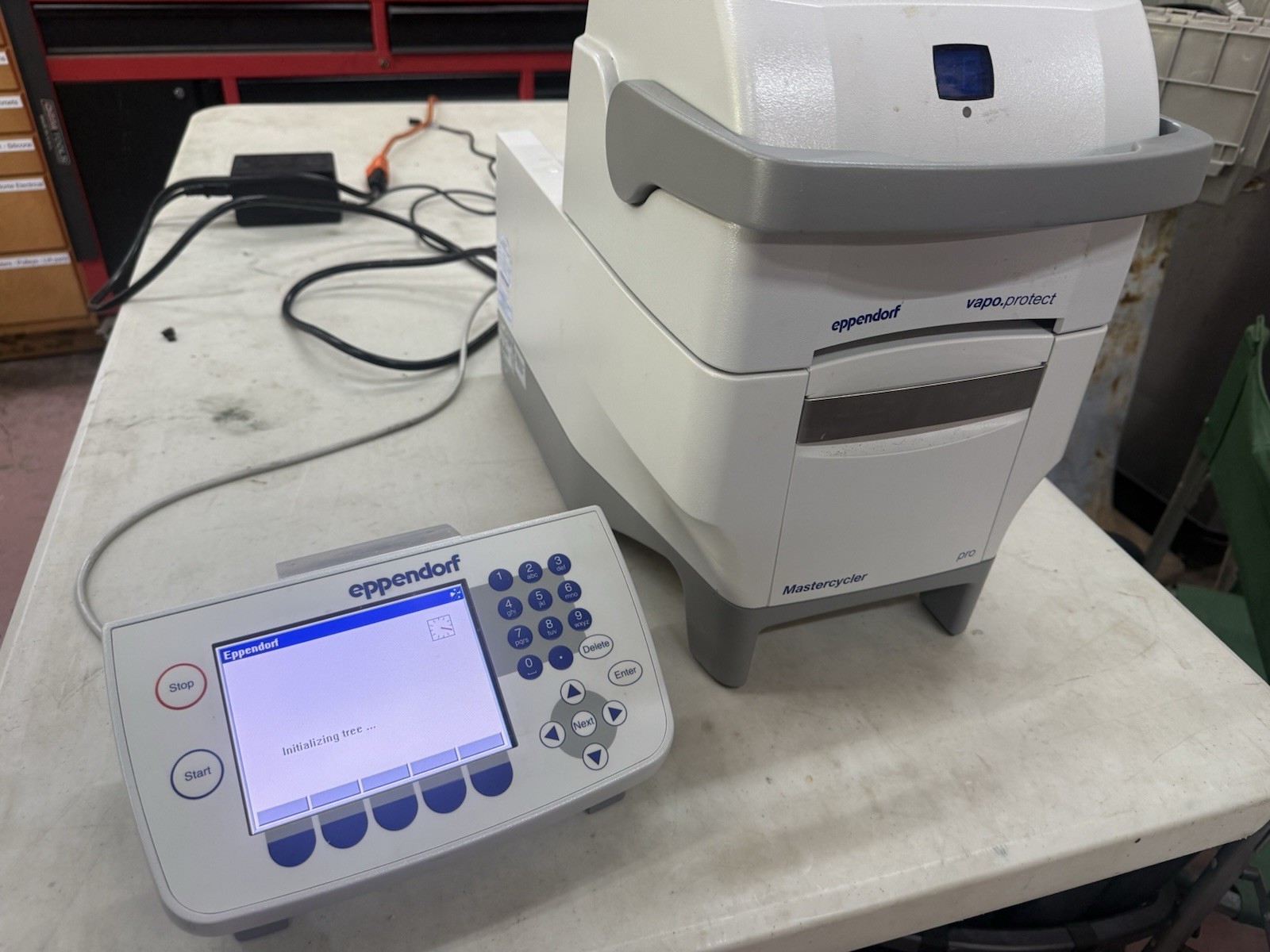 Eppendorf Mastercycler Pro 6321 Thermal Cycler PCR System Vapo.Protect