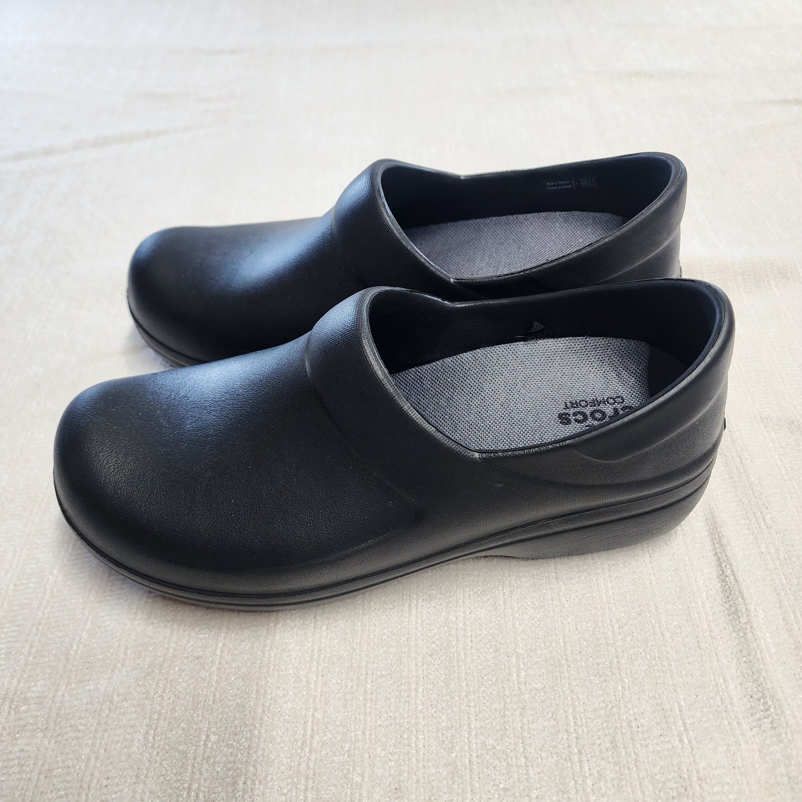 Crocs On The Clock Slip Resistant Work Clogs Black Size 8 Women’s