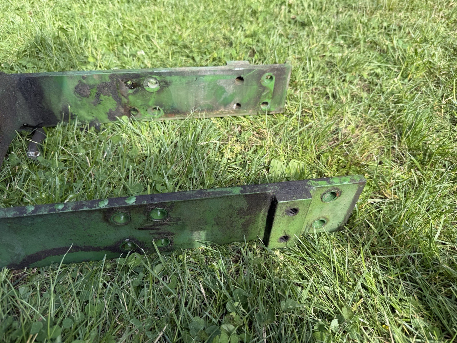 John Deere 650 750 850 Front Frame Assembly with Pivot Pin
