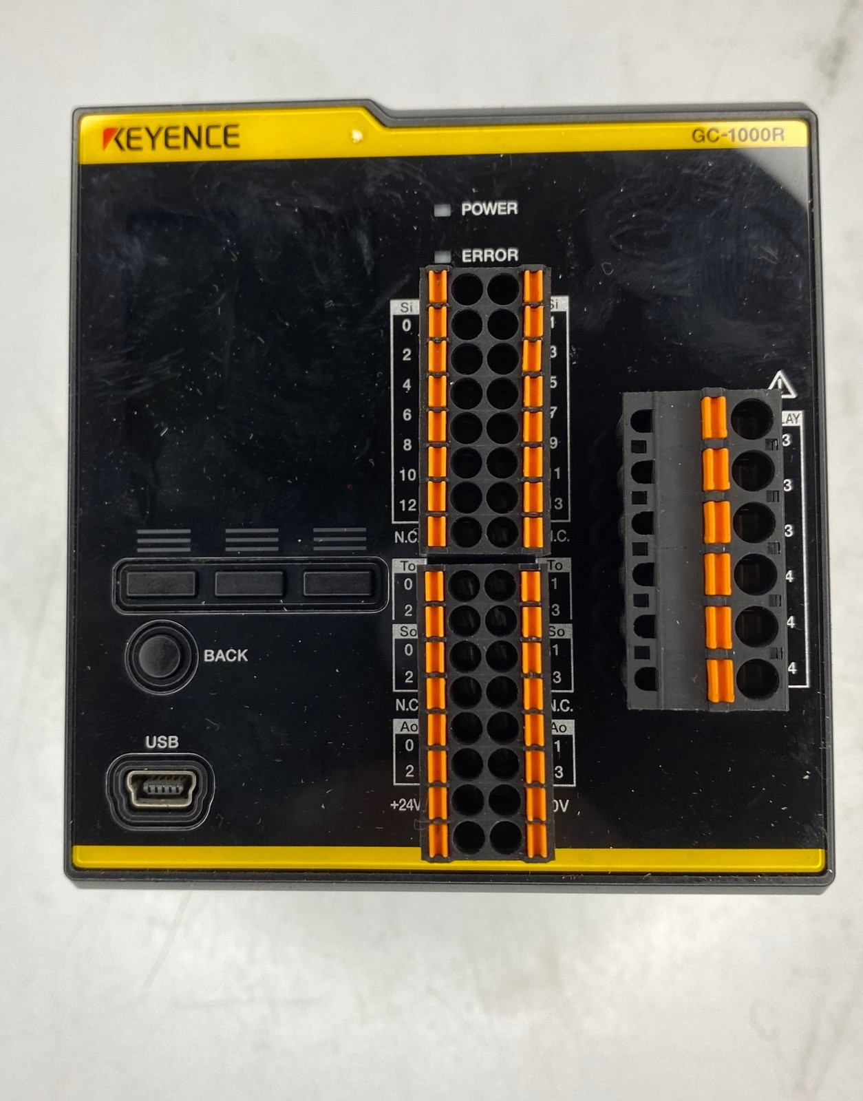 ONE (1) KEYENCE Industrial Safety Controller GC-1000R w/ Cable GL-RCG03S (USED)