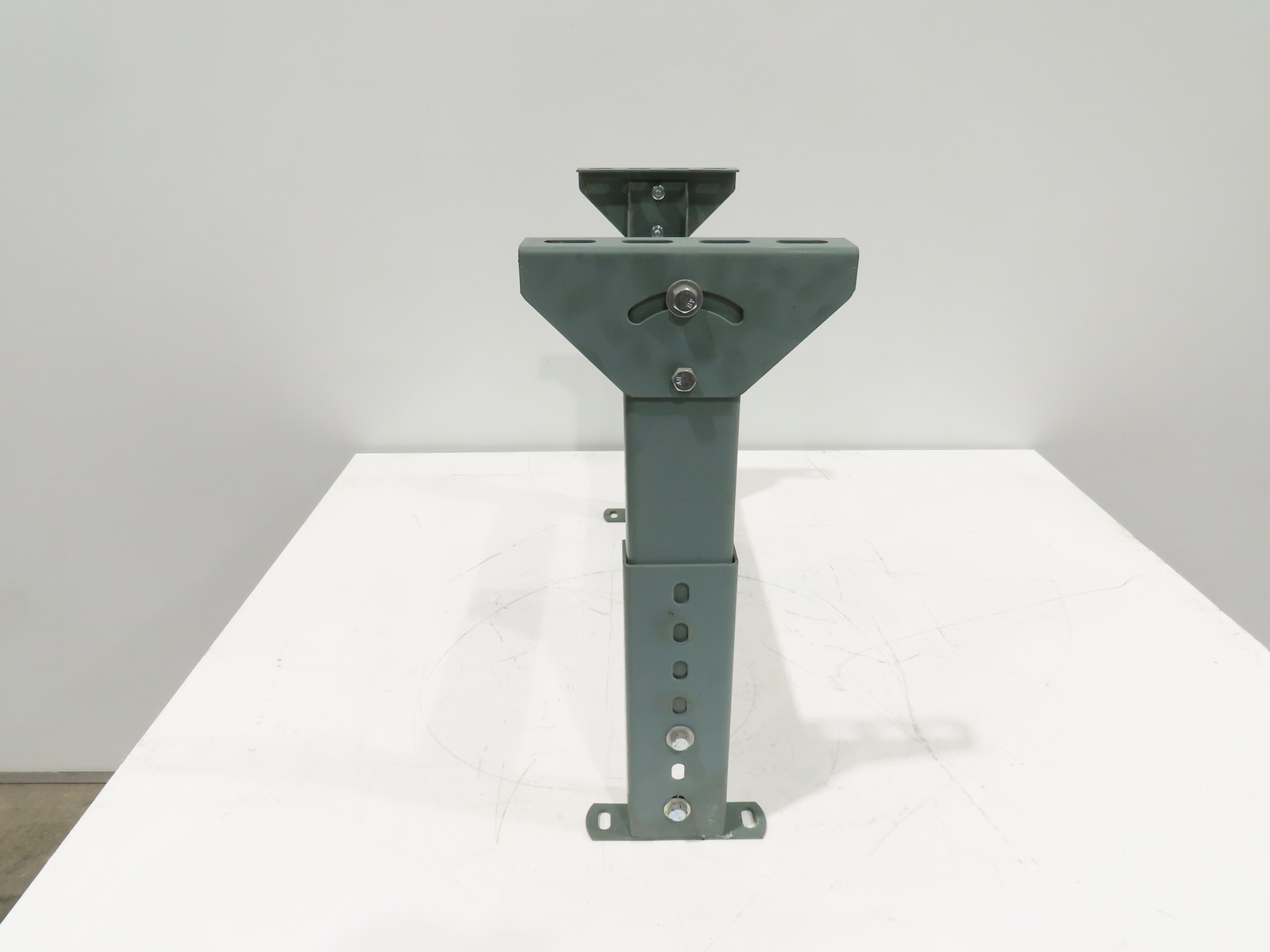 Hytrol MS-5 24″W Conveyor Leg Stationary Floor Support 19-5/8″ to 25-5/8″H