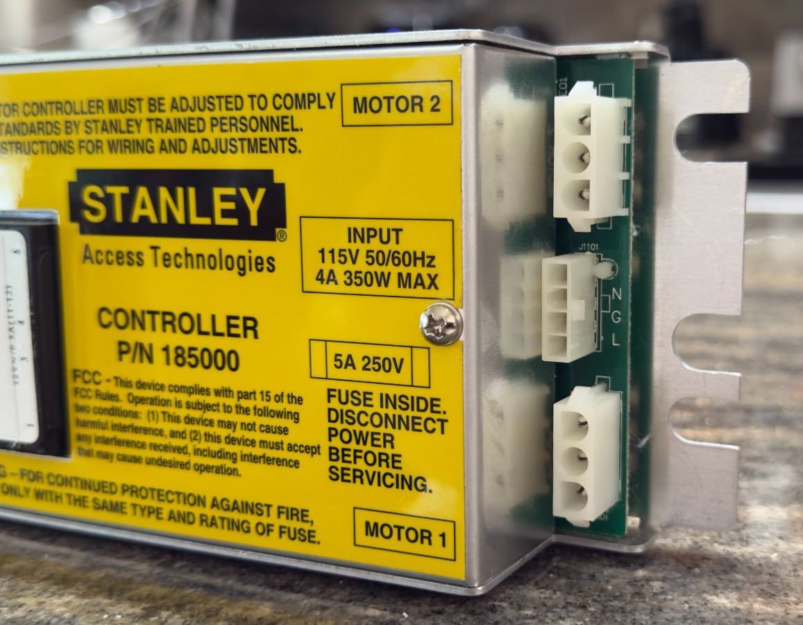 Stanley Access Technologies MC521 PRO Controller P/N 185000 Ver 6.11 Tested
