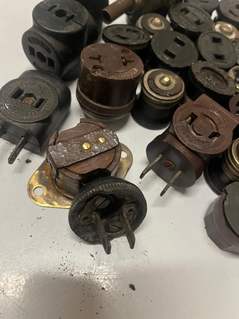 Lot of 29 Vintage Bakelite Electrical Screw in Plug Adapters