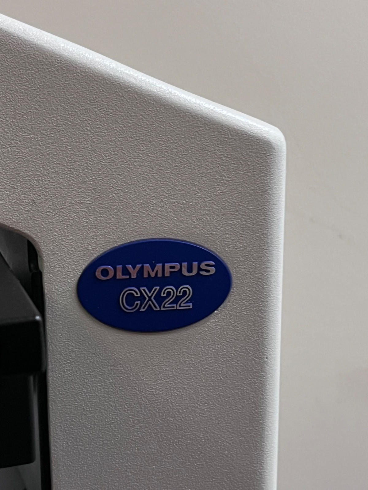 Olympus CX22RFS1 Laboratory Microscope With 4x, 10x, 40x, 100x Objectives