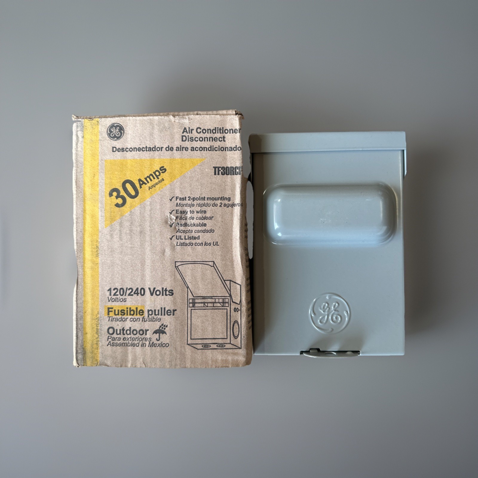 🔴GE 30-Amp 120/240-Volt Fused AC Disconnect TF30RCP‼️