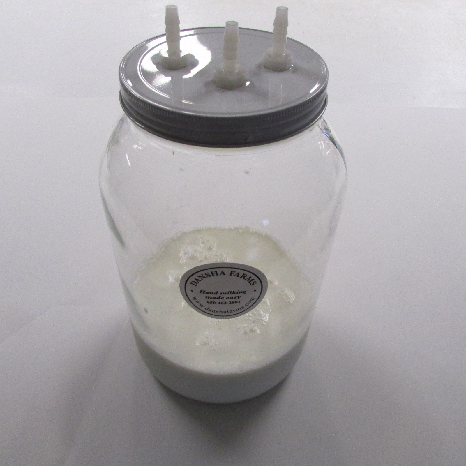 One Gallon Milker Bottle Assembly Dansha Farms™