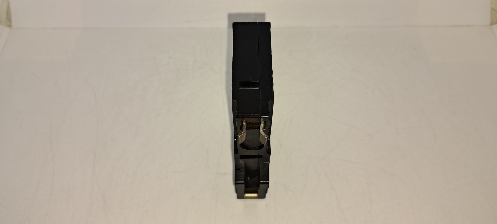 Square D QO2020 20 Amp 1 Pole Piggyback Circuit Breaker CLIP QOT2020