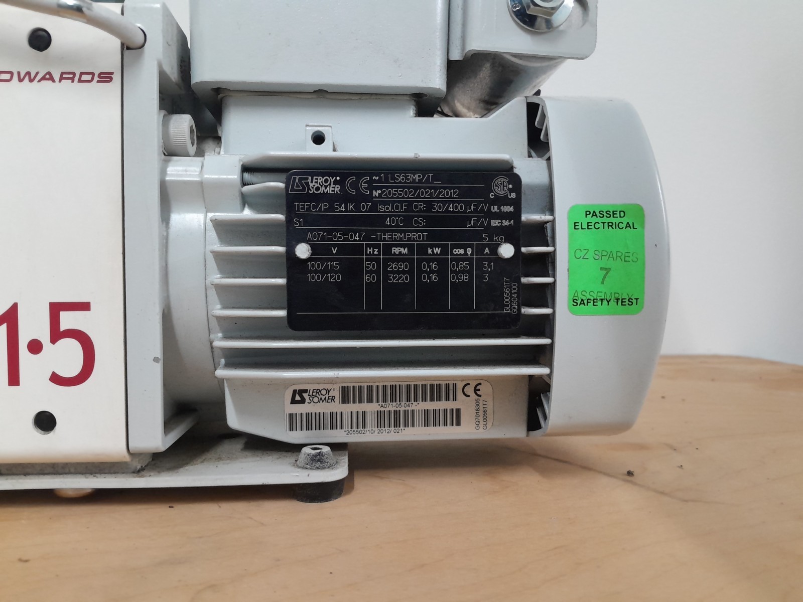 Edwards E2M1.5 A37122902R Rotary Vane Vacuum Pump – TESTED ~0.0134 torr