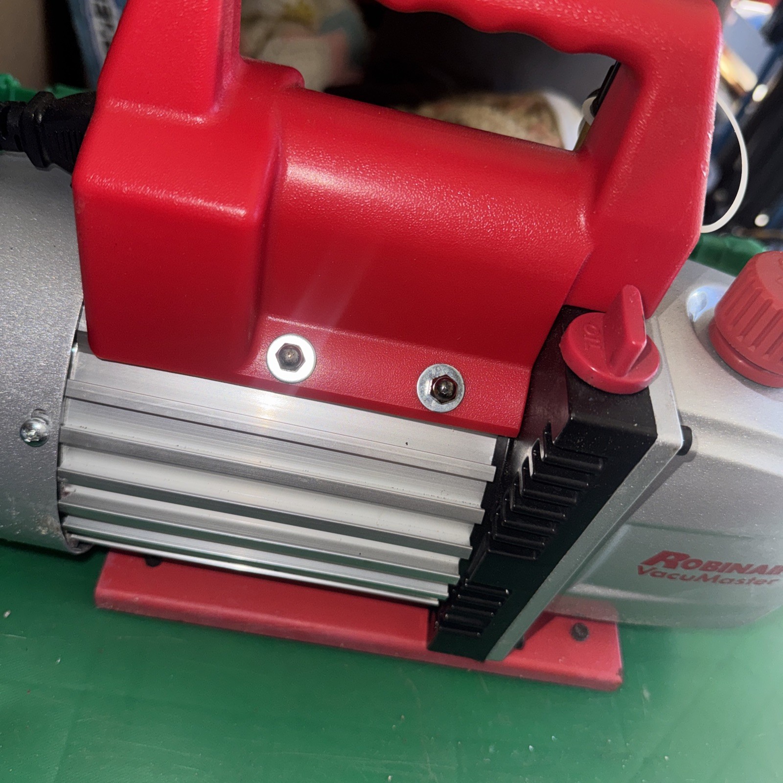 Robinair 15500 VacuMaster Economy Vacuum Pump – 2-Stage 5.0 CFM