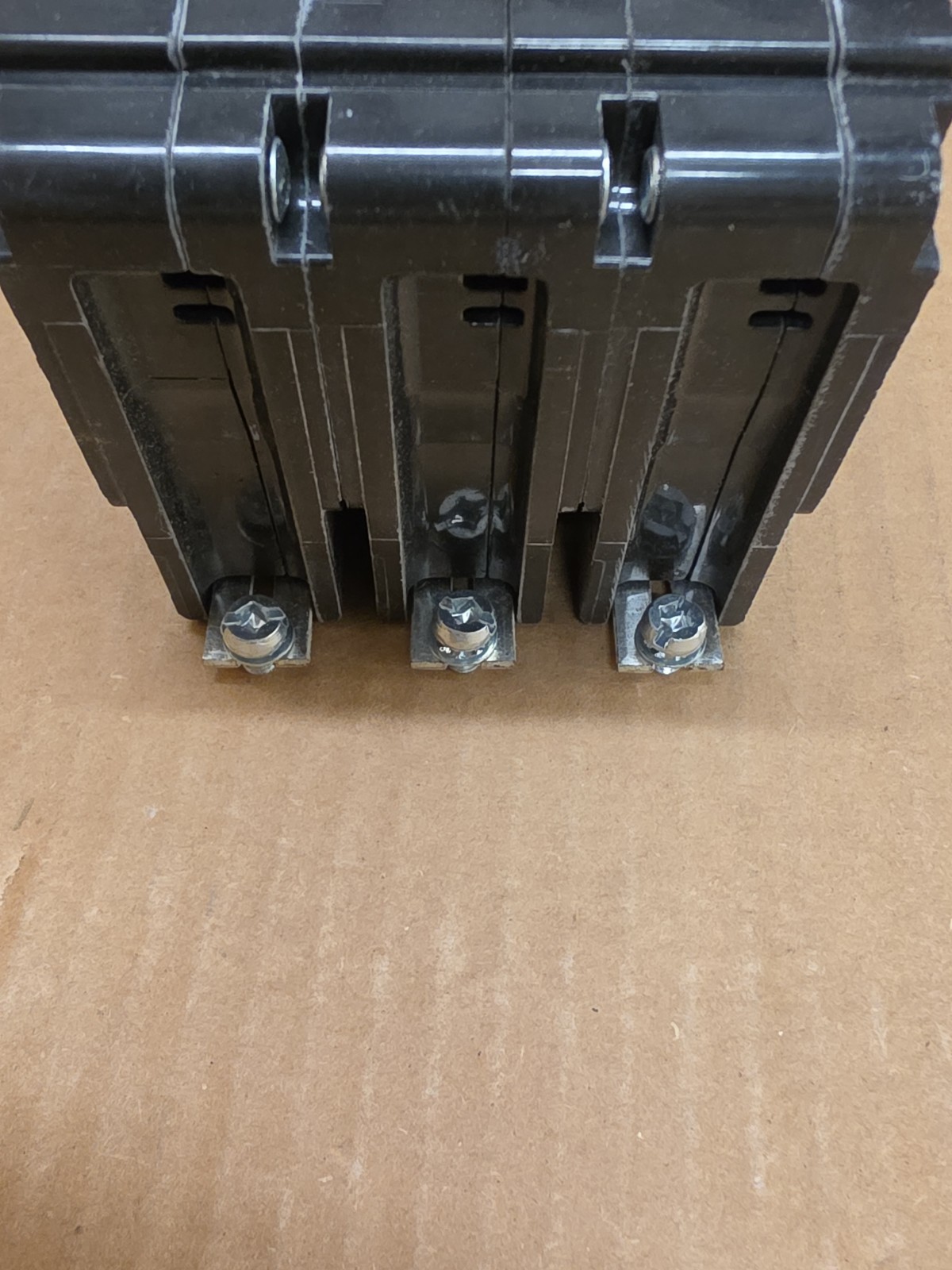 Square D EGB34050 Nob
