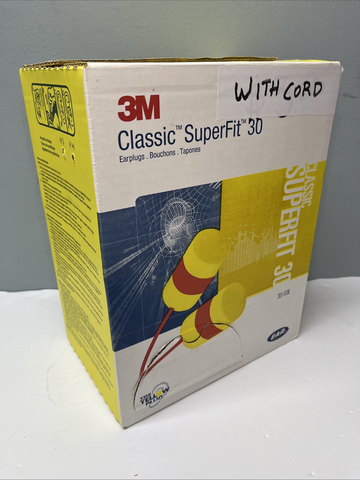 3M EAR #311-1126 Classic SuperFit 30-Corded Earplugs 200 Pairs Open Box Complete