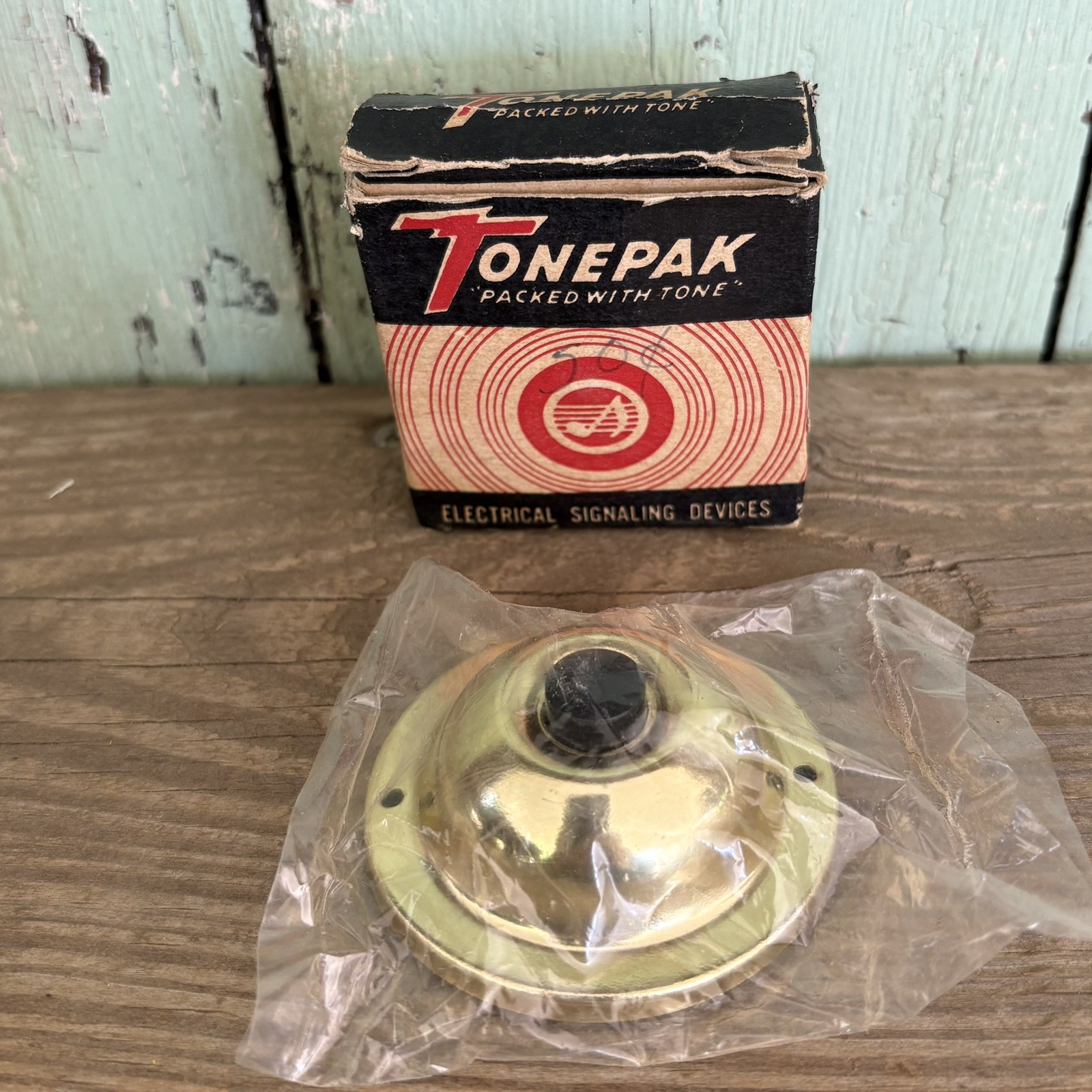 Lot of 4 Electrical Signaling Devices Tonepak, Edwards, unbranded, new old stock