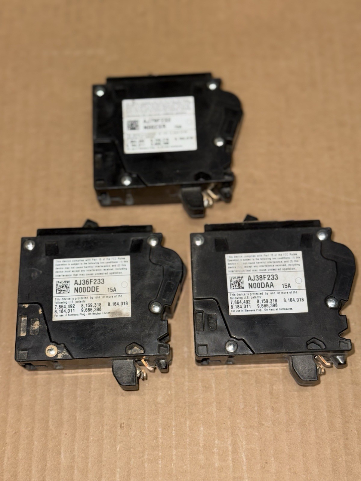 Siemens QA115AFCN 15A 1-Pole Plug-On Neutral Circuit Breaker Lot Of 3 *USED*