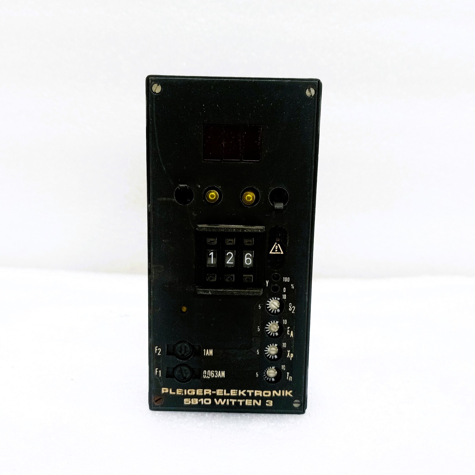 COSMETIC DAMAGE Pleiger-Elektronik 5810 Witten 3 Type 362-D