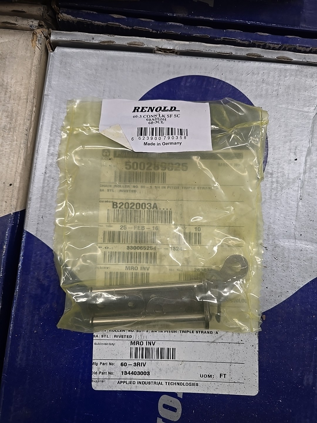 Renold 60-3RB / 60A3X10FT roller chain New In Box.