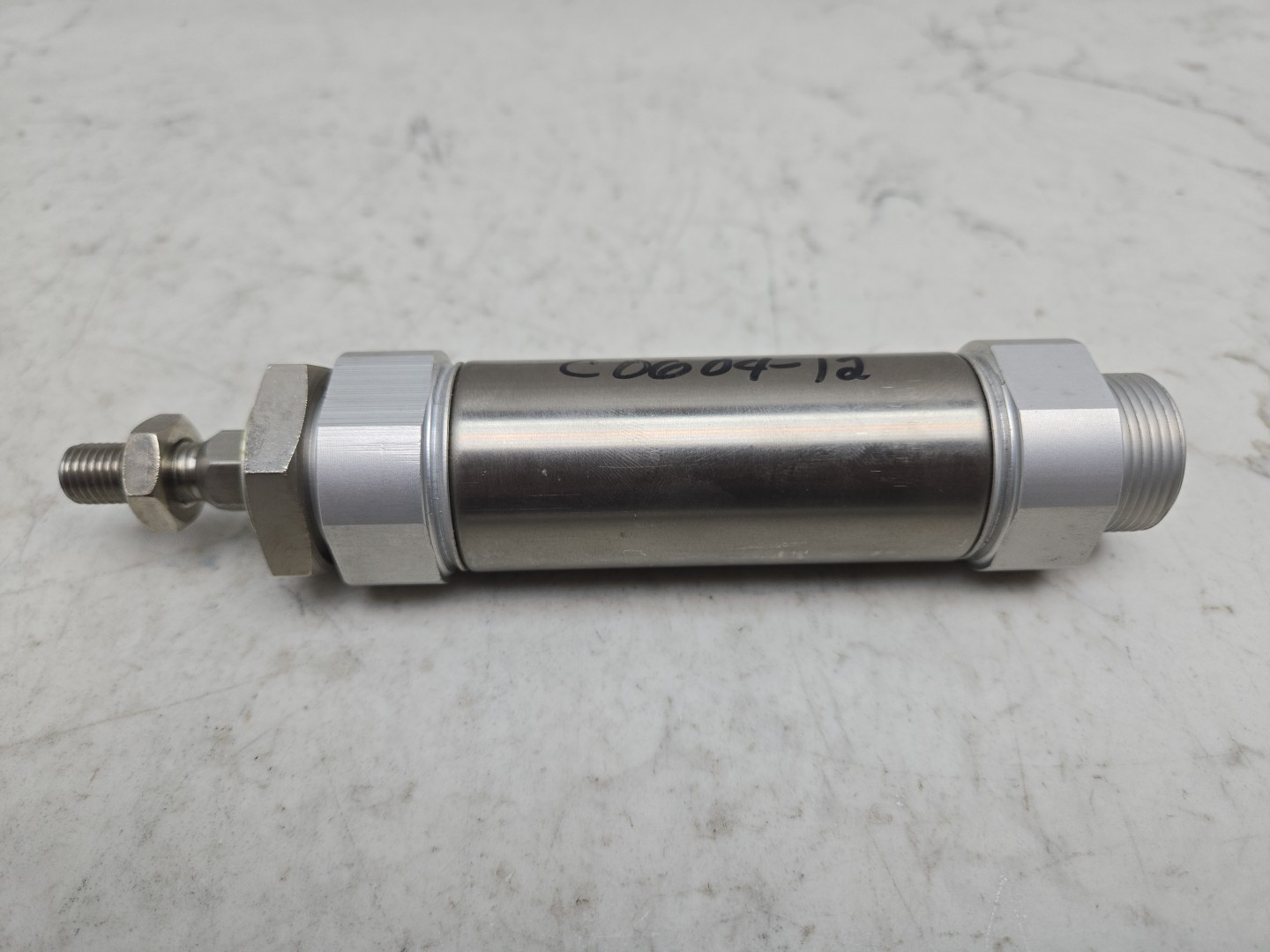 Smc CDM2KB32-50 Pneumatic Cylinder 32mm Bore 50mm Stroke 145Psi New