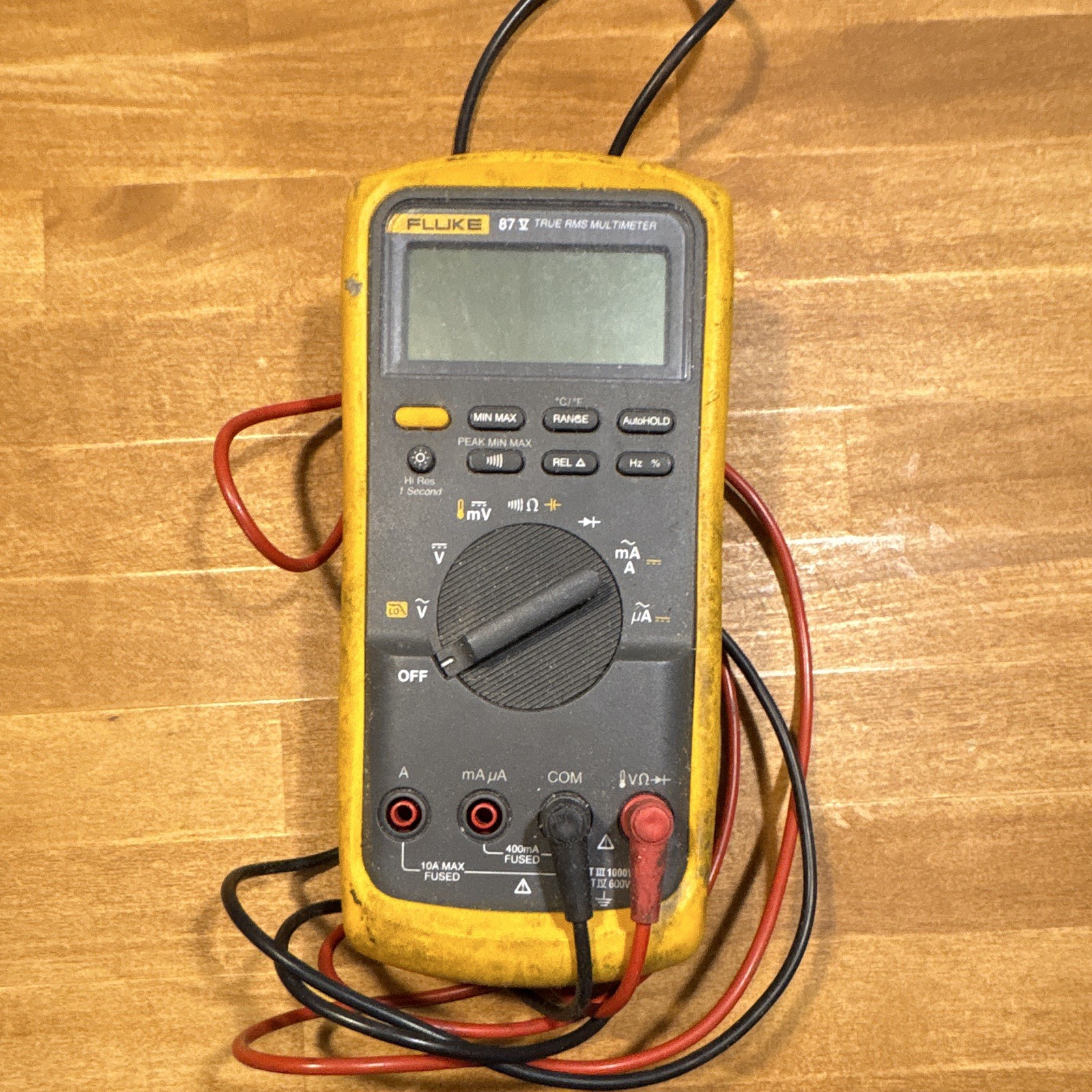 Fluke 87V True RMS Digital Multimeter CAT III 1000V 6000 Count Test Leads