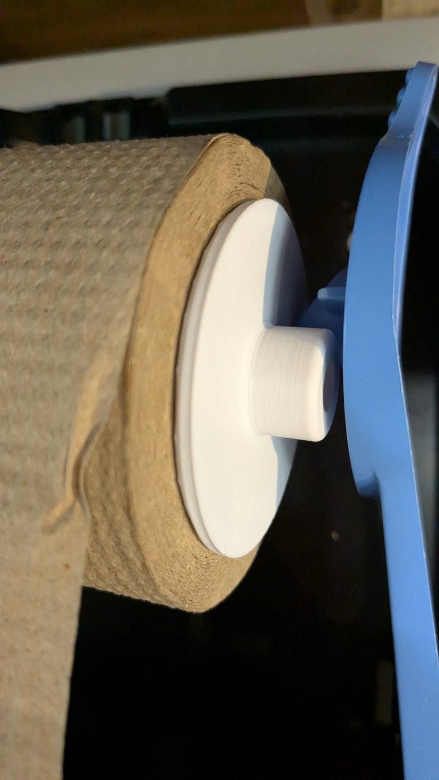 Georgia Pacific Blue Ultra 59590 Adapter to the 2″ brown paper towel roll
