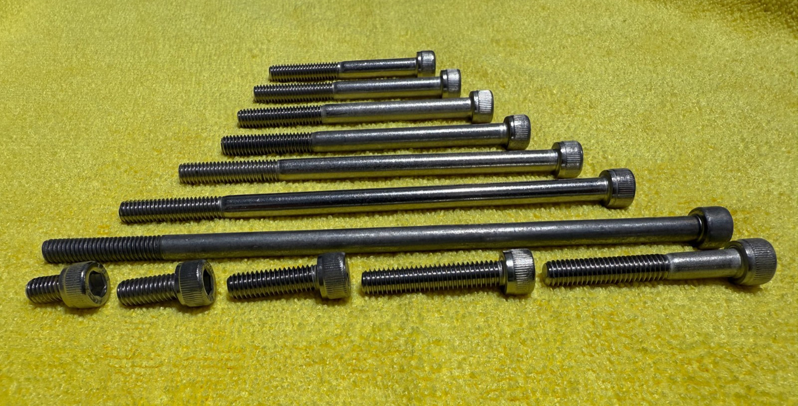 M6 Stainless Steel Socket Head Cap Screws, Metric DIN 912, quantity discounts