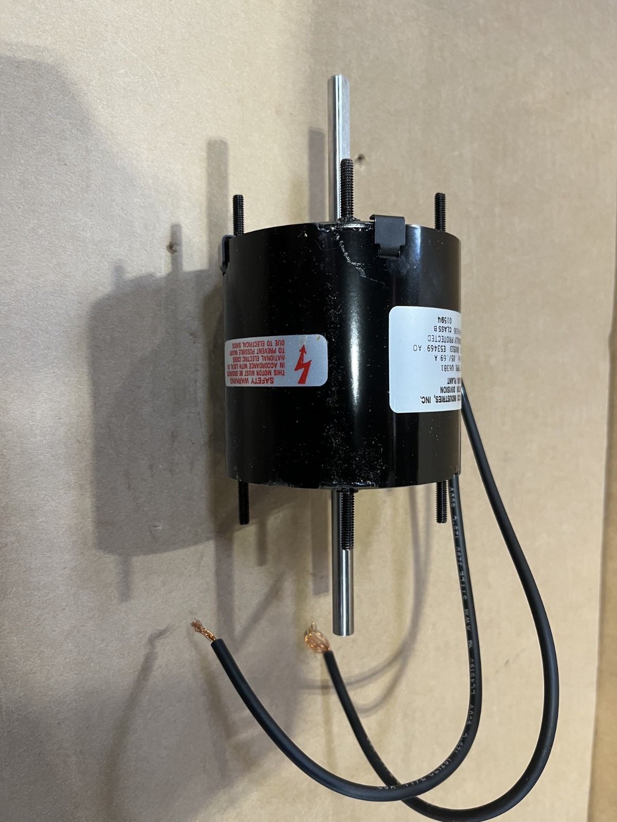 Fasco D636 Shaded Pole Motor 1/25 HP 1500 RPM 230 Volt .85-.69 Amps 50-60HZ