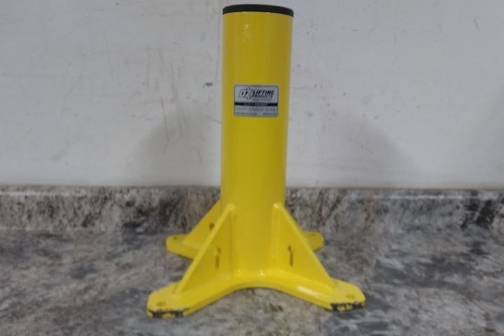 Oz Lifting Products OZPED2 3.05 In Mast Diameter 1000 Lb Cap Steel Mounting Base