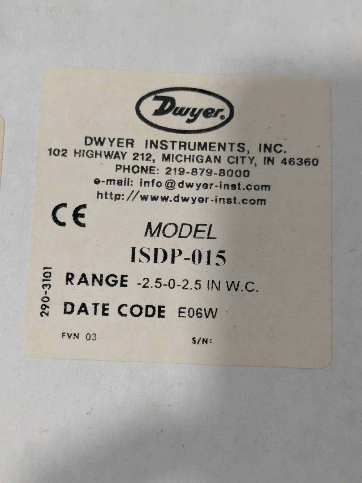 Dwyer ISDP-015 Intrinsically Safe Pressure Transmitter -2.5-0-2.5 w.c. Manual