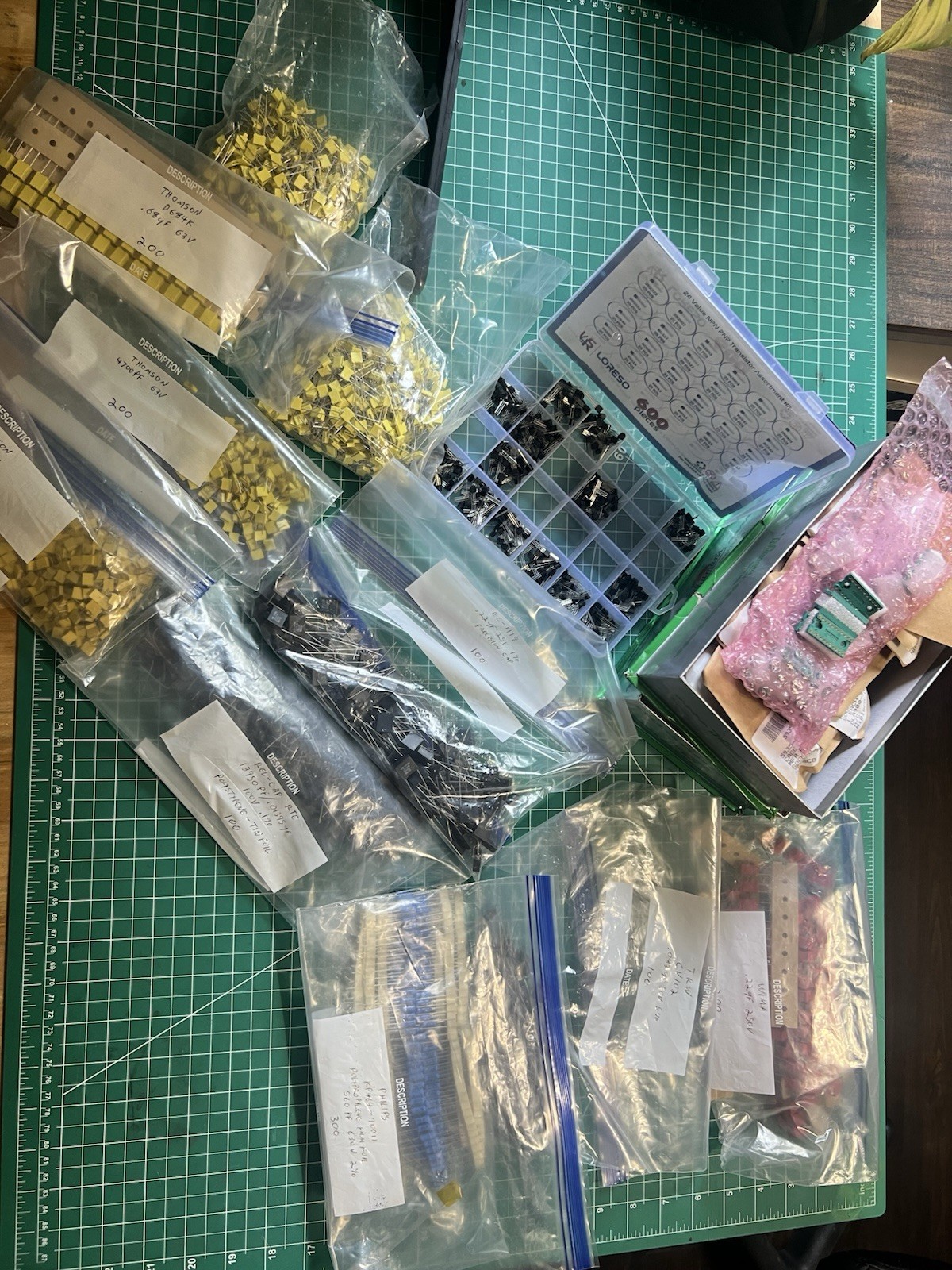 HUGE 11lb Lot Of Electronic Components NOS
