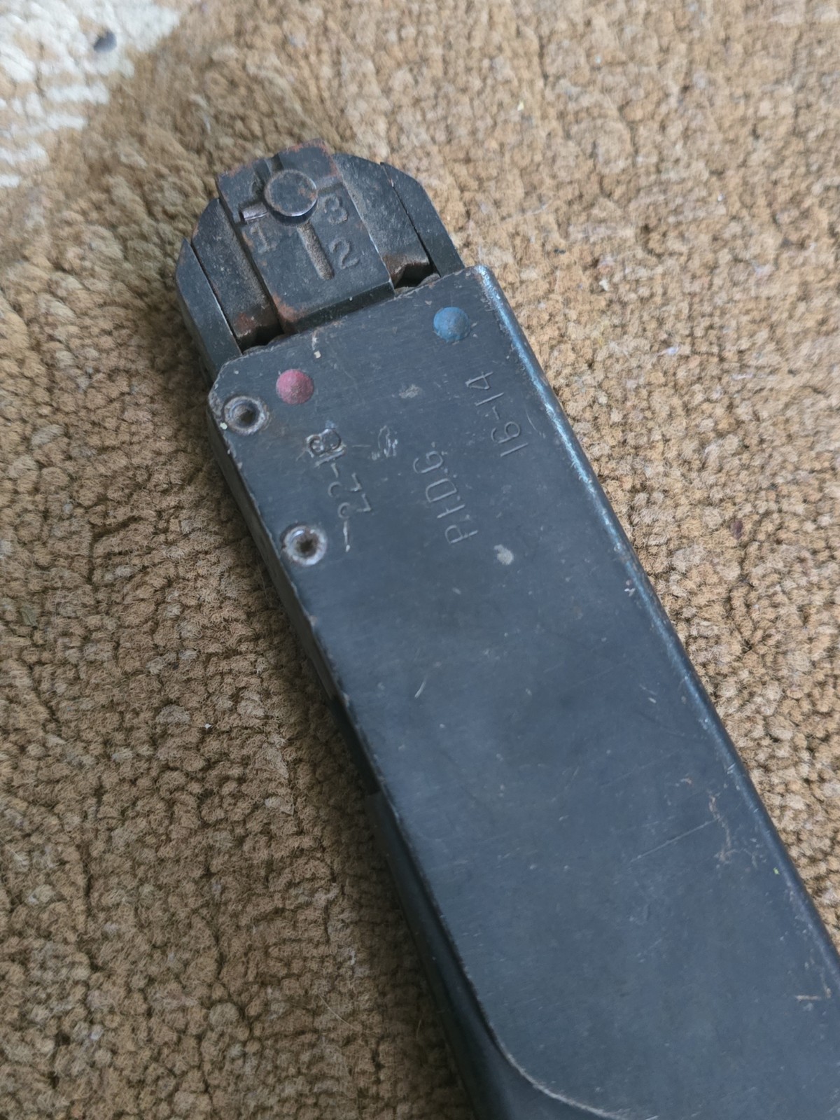 Amp/Tyco/TE CONNECTIVITY 59250 Red and Blue T head ratchet Crimp tool