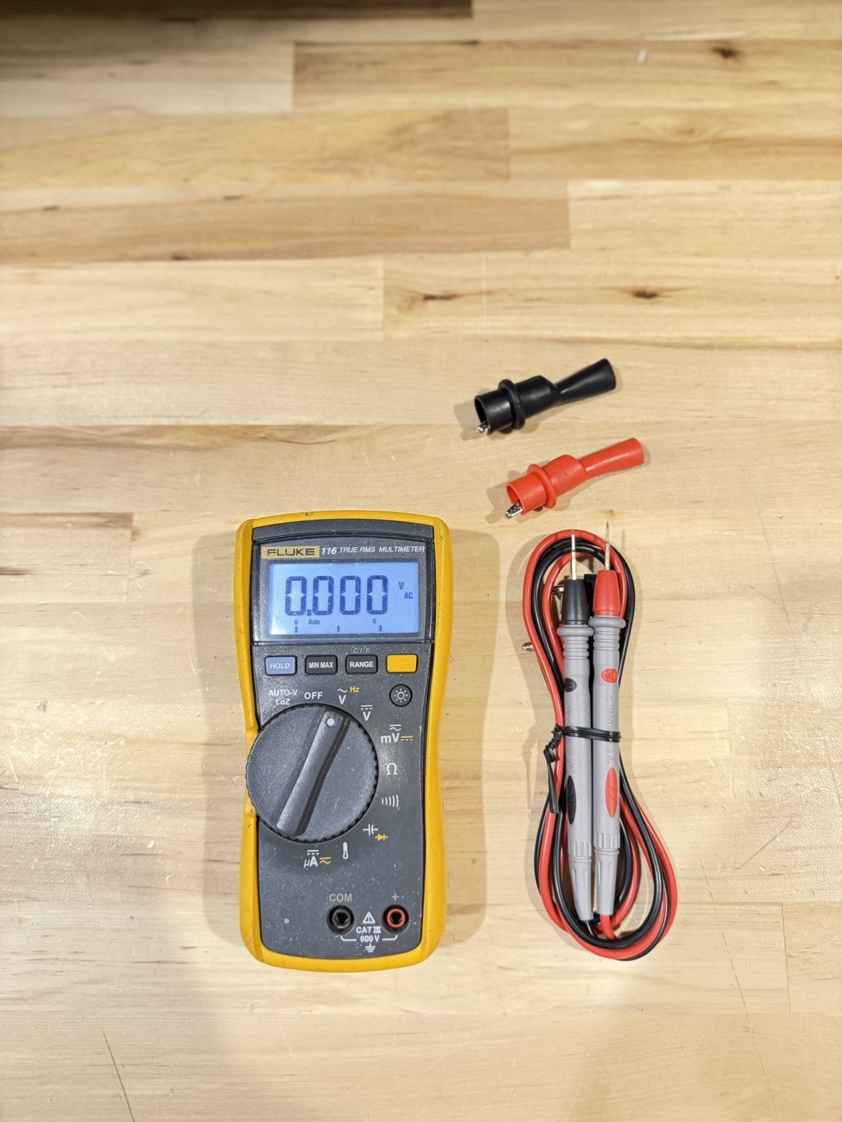FLUKE 116 TRUS-RMS MULTIMETER / LEADS – SHIPS FAST (TESTED)