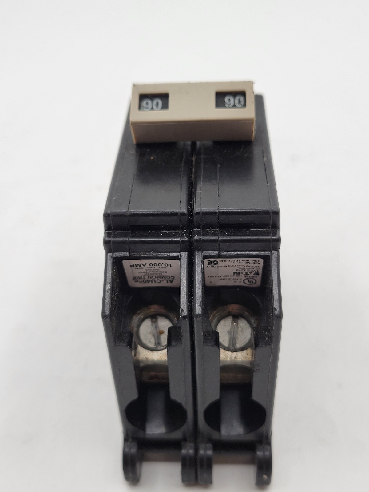 Eaton CH290 Plug-In Circuit Breaker 90A 2P 1PH 120/240VAC 10KA CH3