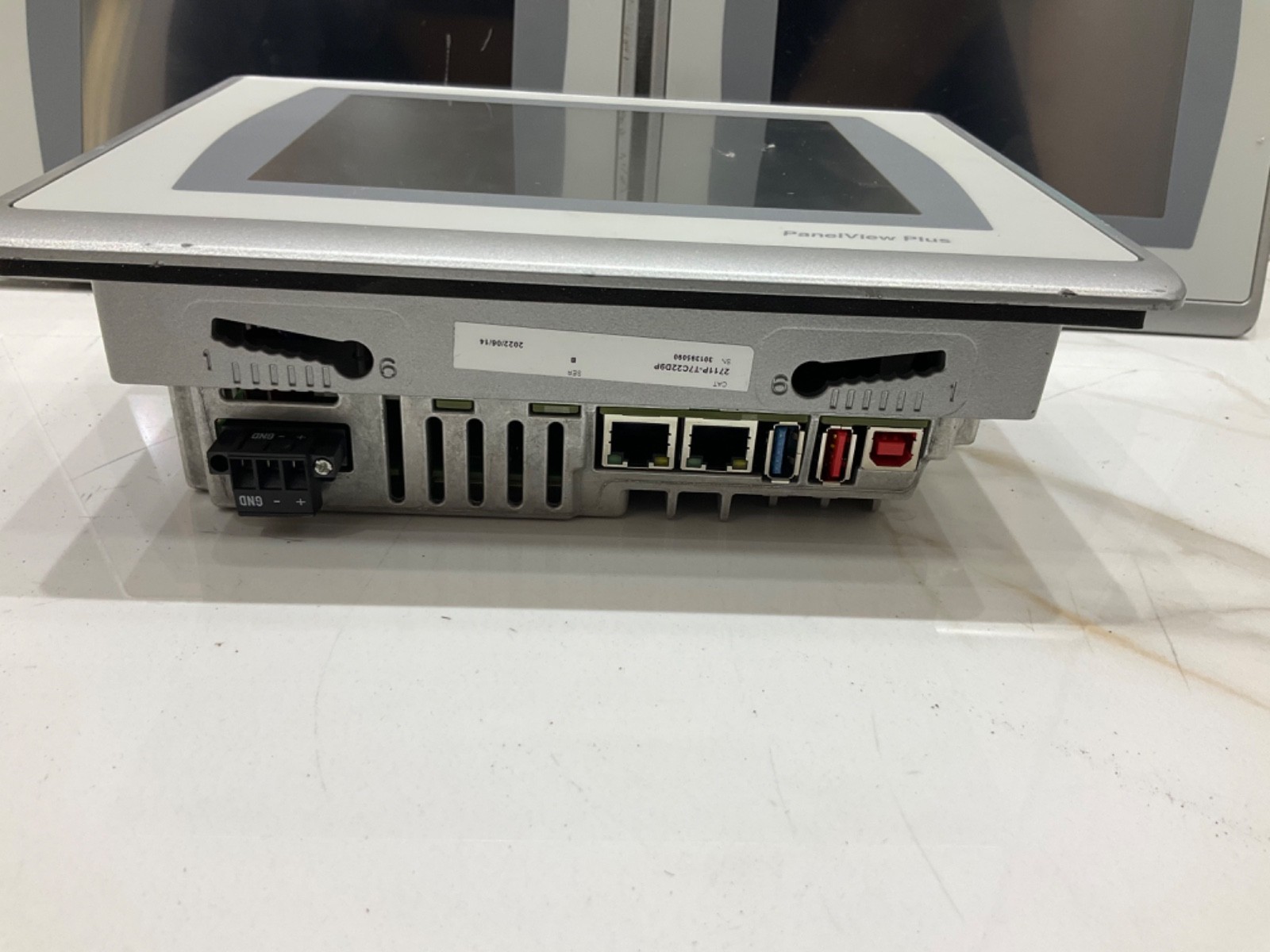 ALLEN BRADLEY 2711P-T7C22D9P SER B PANEL VIEW PLUS 7 GRAPHIC TERMINAL INTERFACE