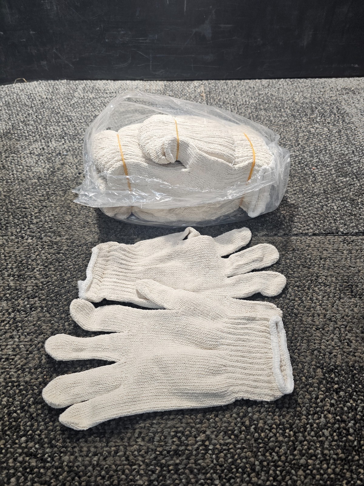 (QTY 180PAIRS)Cordova Medium Weight Polyester/Cotton Large Work Food-Safe Gloves